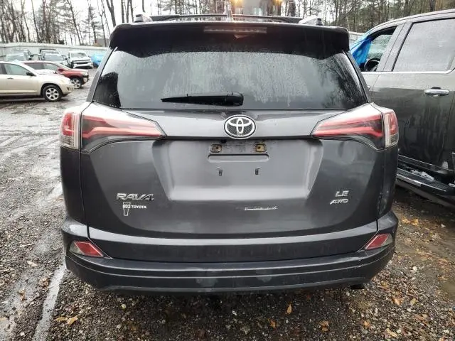 2018 TOYOTA RAV4 LE  
