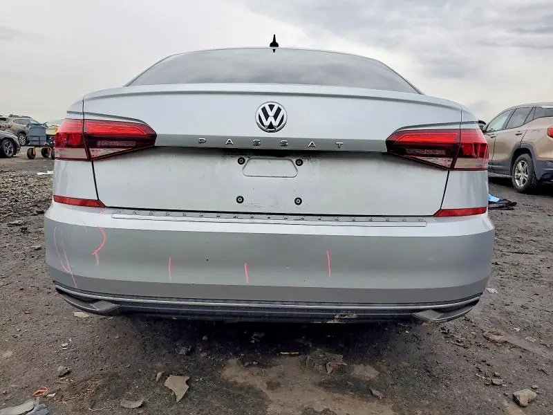 2021 VOLKSWAGEN PASSAT SE  