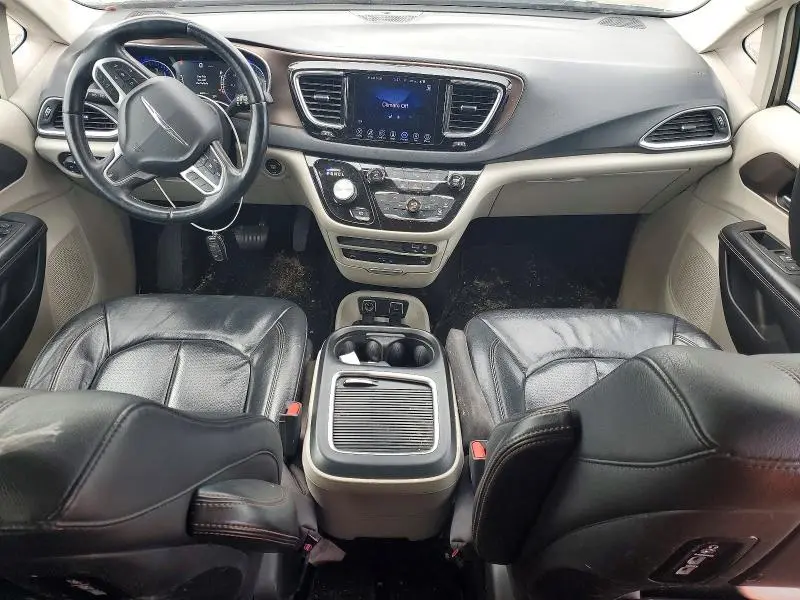 2017 CHRYSLER PACIFICA TOURING L PLUS  