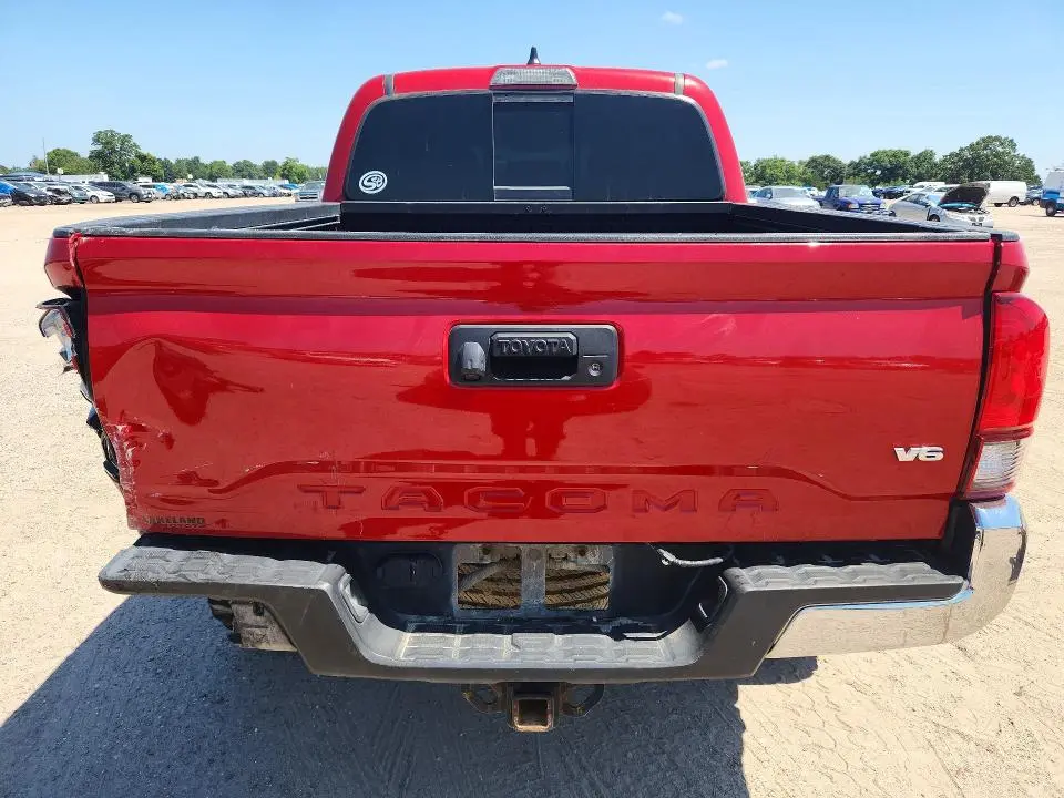 2021 TOYOTA TACOMA SR5 V6  