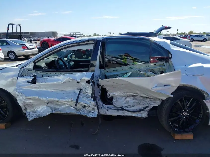 2024 TOYOTA CAMRY HYBRID XSE