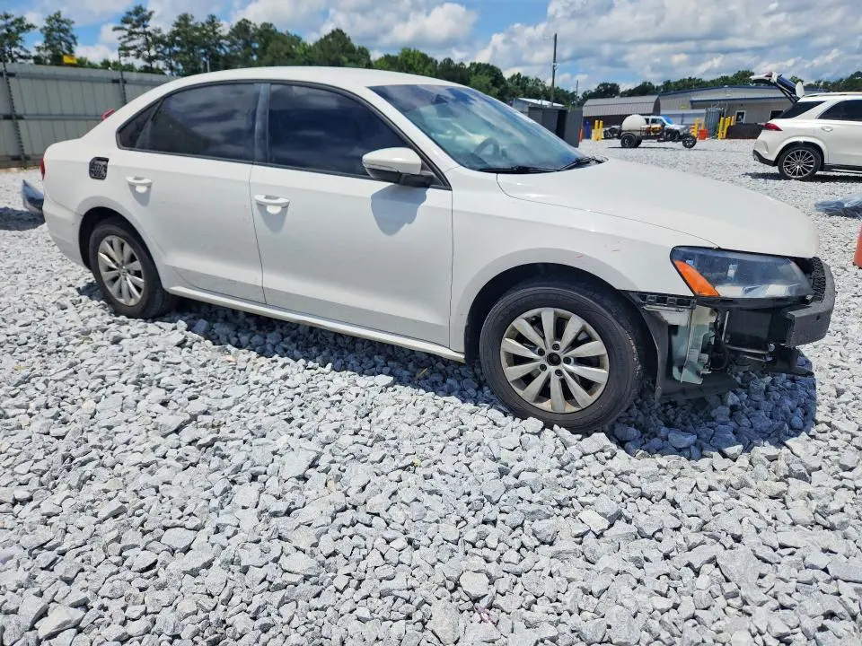 2012 VOLKSWAGEN PASSAT S  