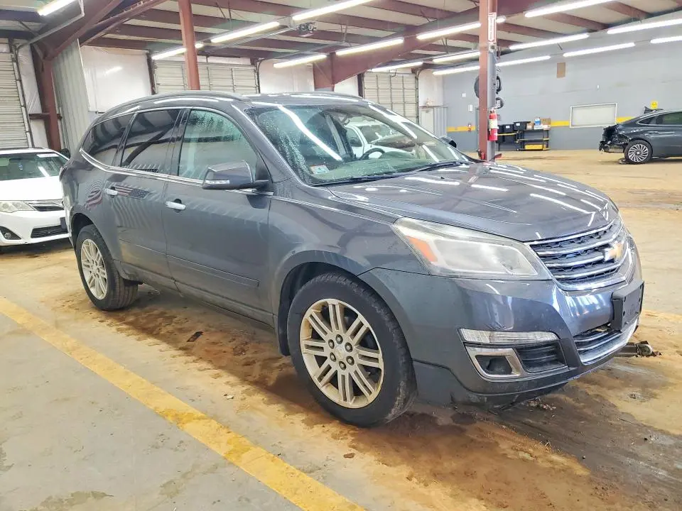 2013 CHEVROLET TRAVERSE LT  