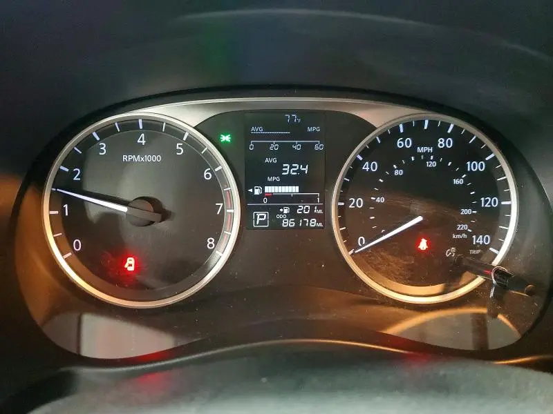 2019 NISSAN KICKS S  