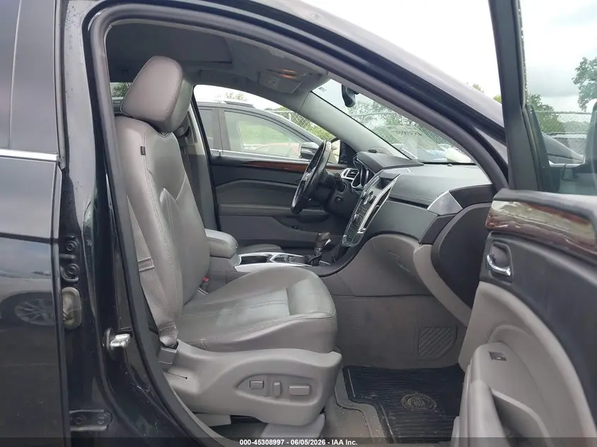 2011 CADILLAC SRX PERFORMANCE COLLECTION
