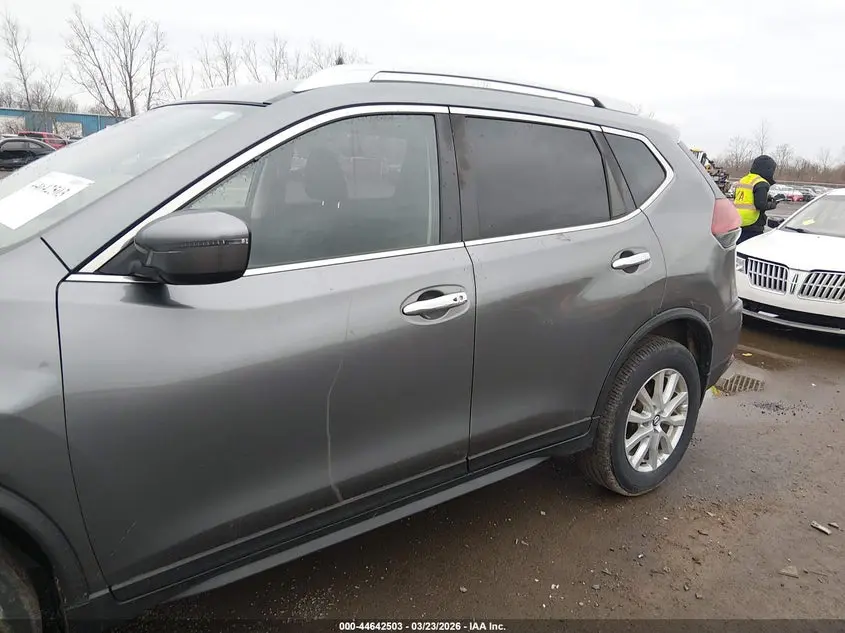 2019 NISSAN ROGUE SV