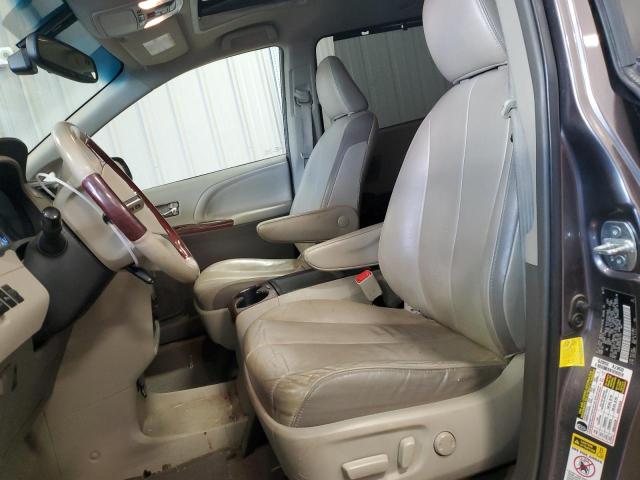 2012 TOYOTA SIENNA XLE