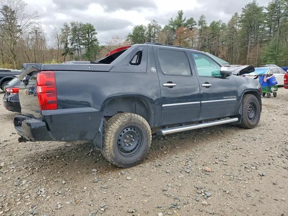2013 CHEVROLET AVALANCHE LTZ  