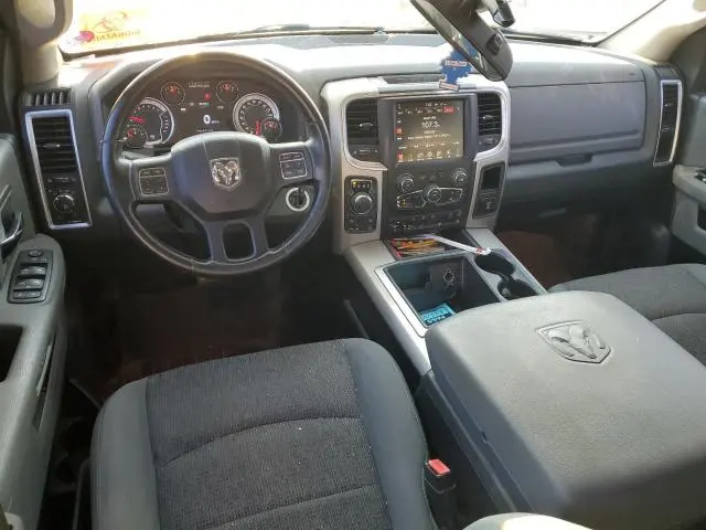 2015 RAM 1500 SLT  