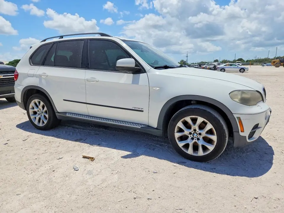 2011 BMW X5 XDRIVE35I  