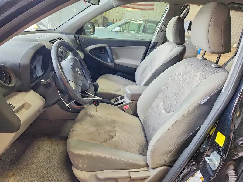 2011 TOYOTA RAV4 BASE  