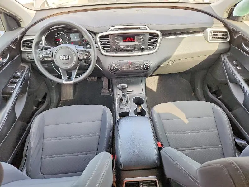 2016 KIA SORENTO L  