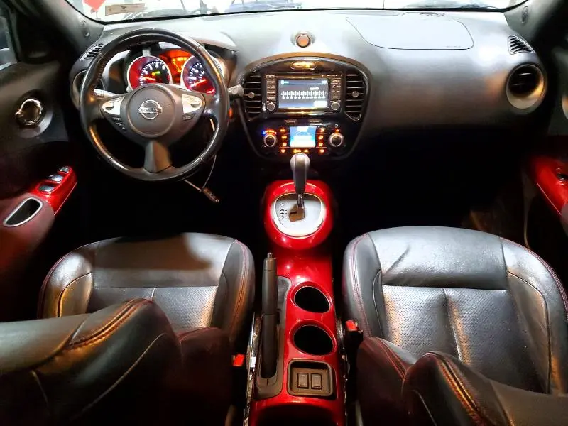 2015 NISSAN JUKE SL  