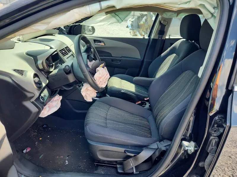 2013 CHEVROLET SONIC LT  