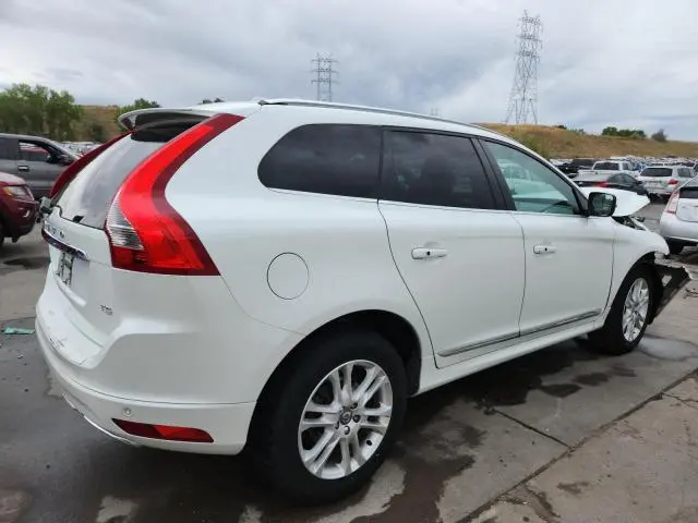 2015 VOLVO XC60 T5 PREMIER  