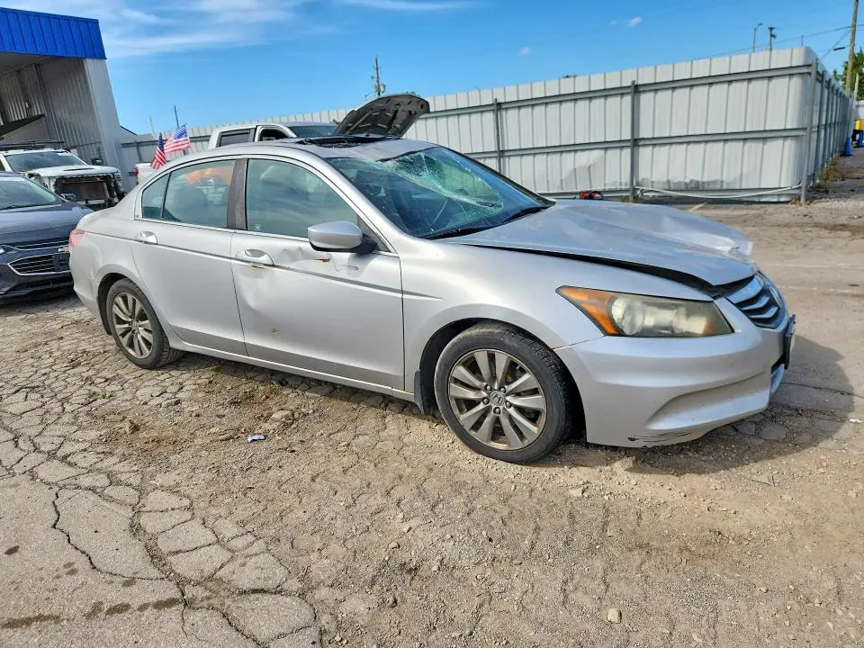 2011 HONDA ACCORD EX  