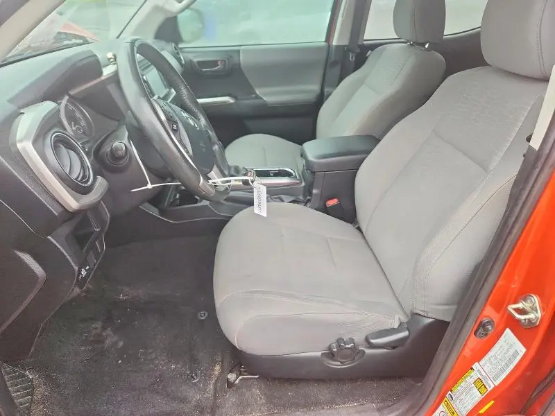 2017 TOYOTA TACOMA SR5 V6  
