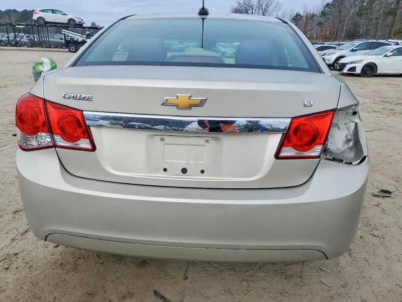 2015 CHEVROLET CRUZE LT  
