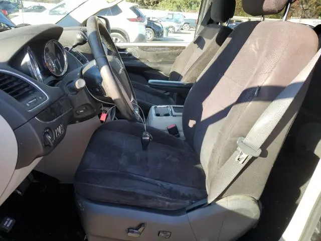 2011 CHRYSLER TOWN & COUNTRY TOURING  