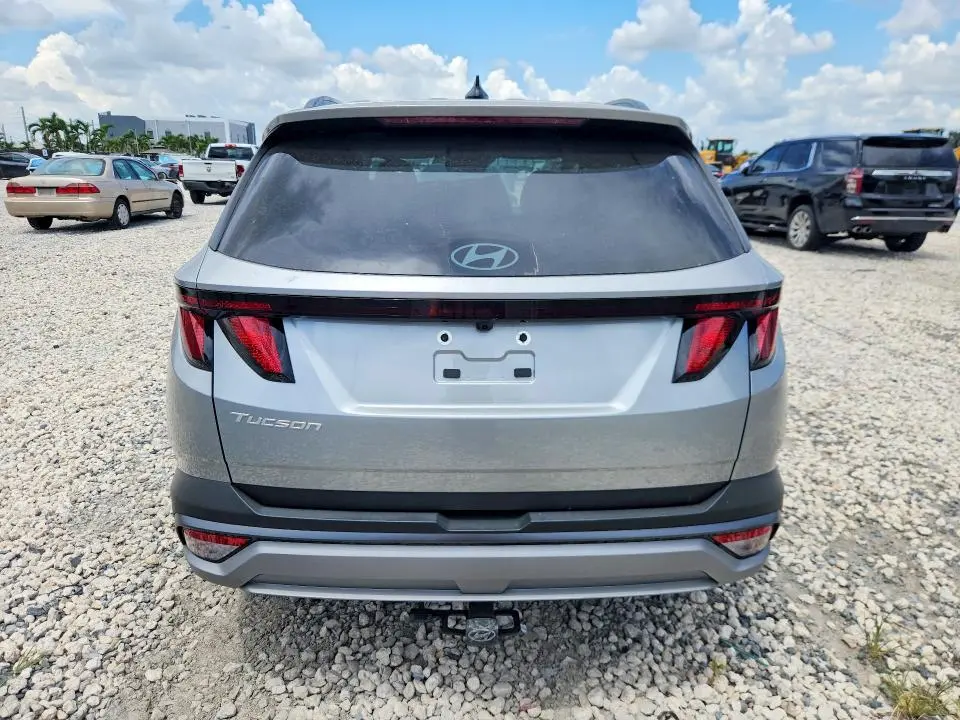 2026 HYUNDAI TUCSON SEL PLUS  