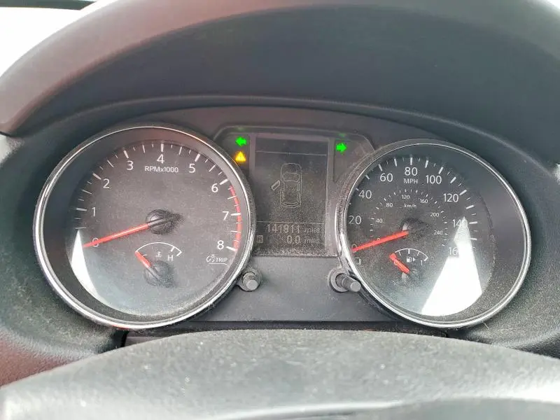 2011 NISSAN ROGUE S  