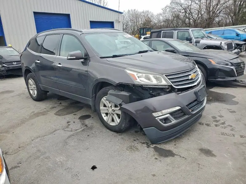 2014 CHEVROLET TRAVERSE LT  