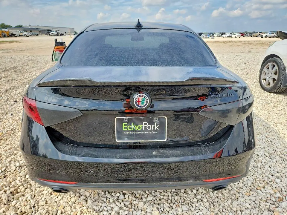 2019 ALFA ROMEO GIULIA   