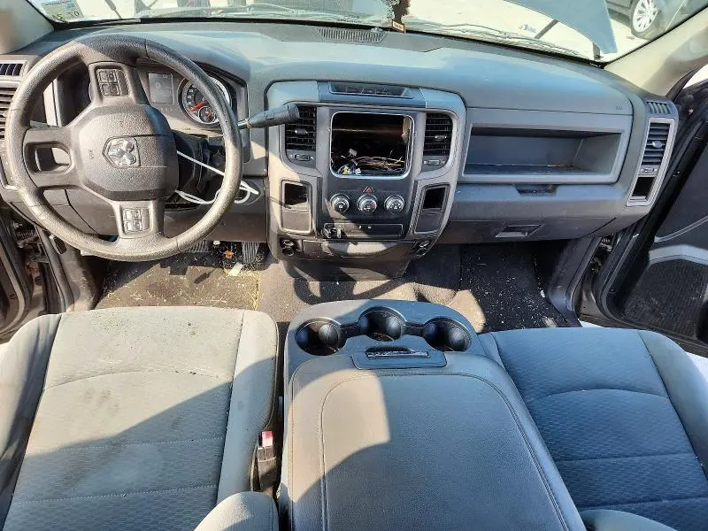 2013 RAM 1500 ST  