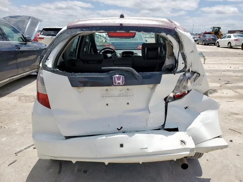 2013 HONDA FIT   