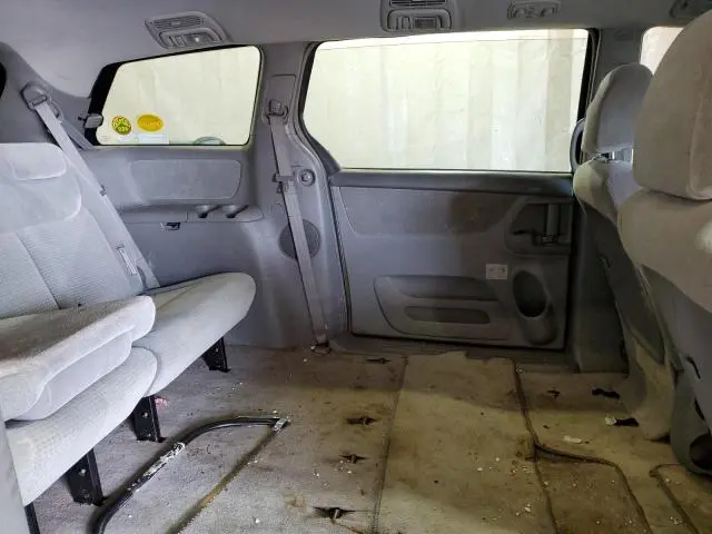 2010 TOYOTA SIENNA CE  
