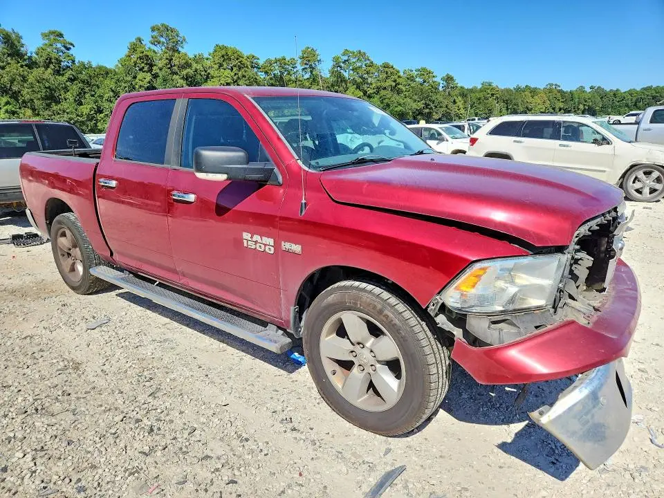 2015 RAM 1500 SLT  