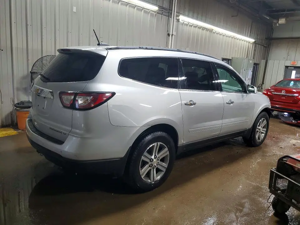 2016 CHEVROLET TRAVERSE LT  