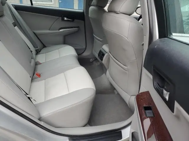 2012 TOYOTA CAMRY SE  