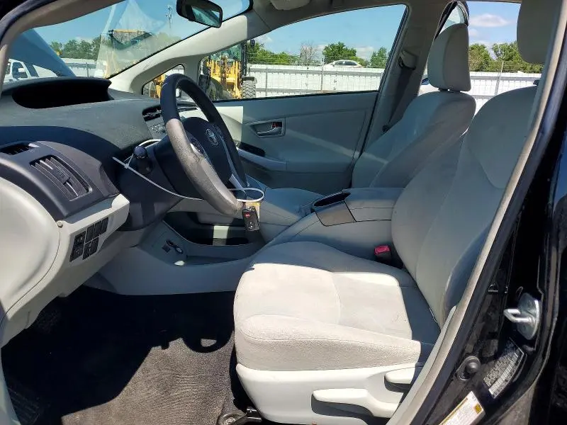 2013 TOYOTA PRIUS TWO  