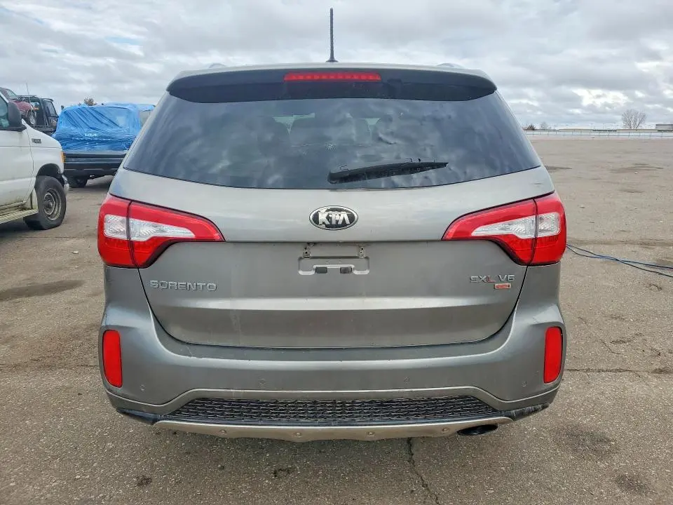2014 KIA SORENTO   