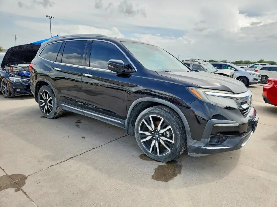 2019 HONDA PILOT TOURING  