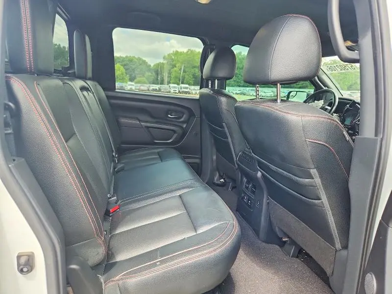 2020 NISSAN TITAN PRO-4X  