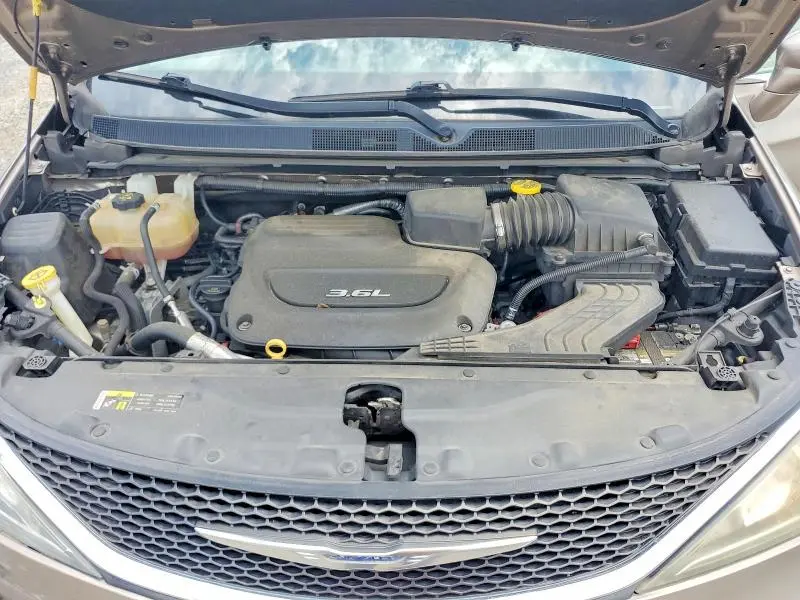 2017 CHRYSLER PACIFICA TOURING L  