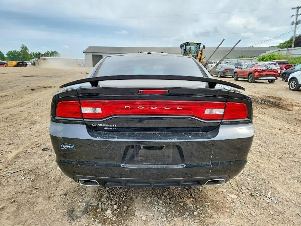 2013 DODGE CHARGER SXT  