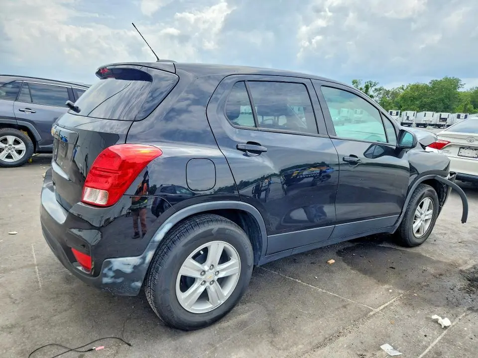 2021 CHEVROLET TRAX LS  