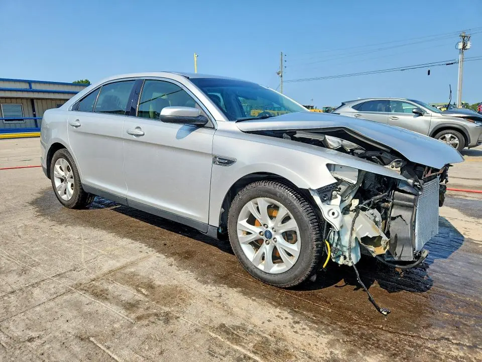 2011 FORD TAURUS SEL  