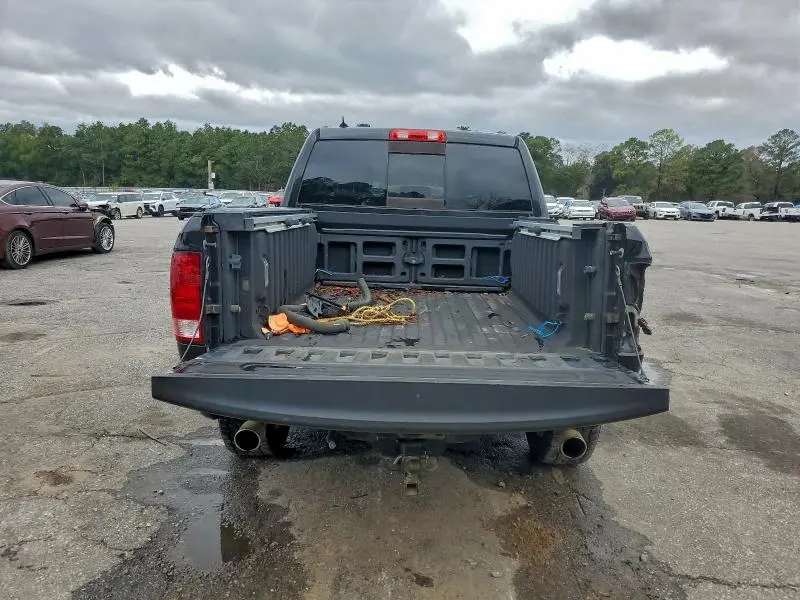 2019 RAM 1500 CLASSIC SLT  