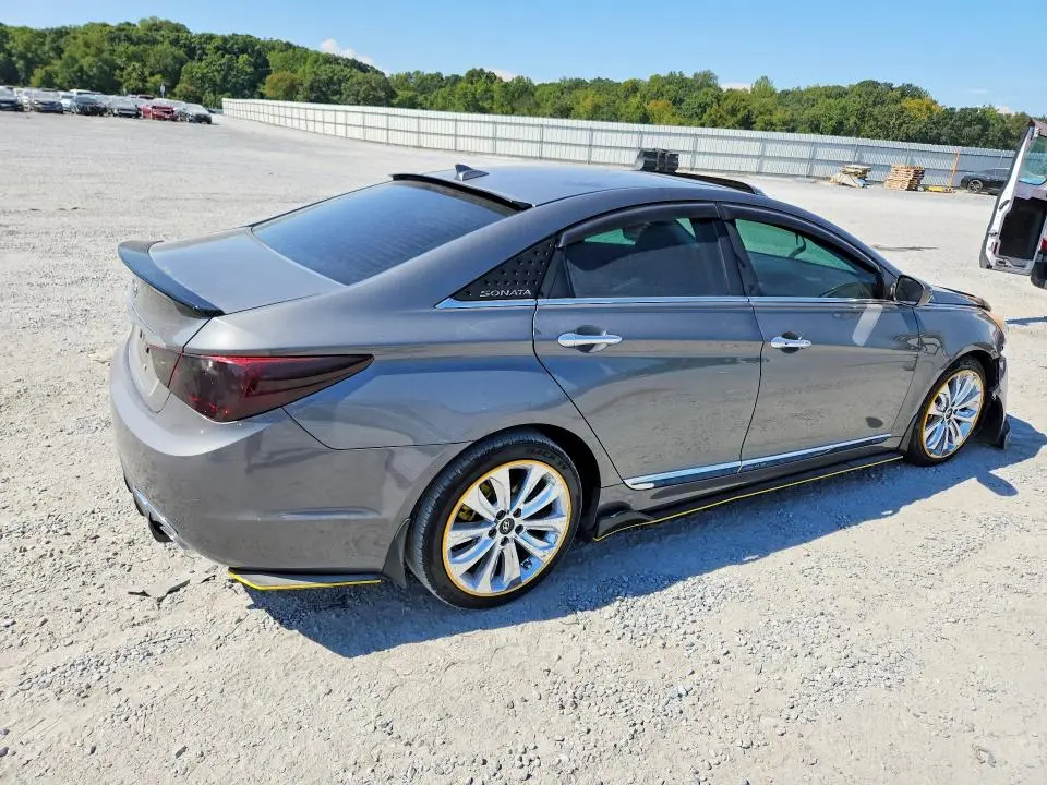 2013 HYUNDAI SONATA SE  