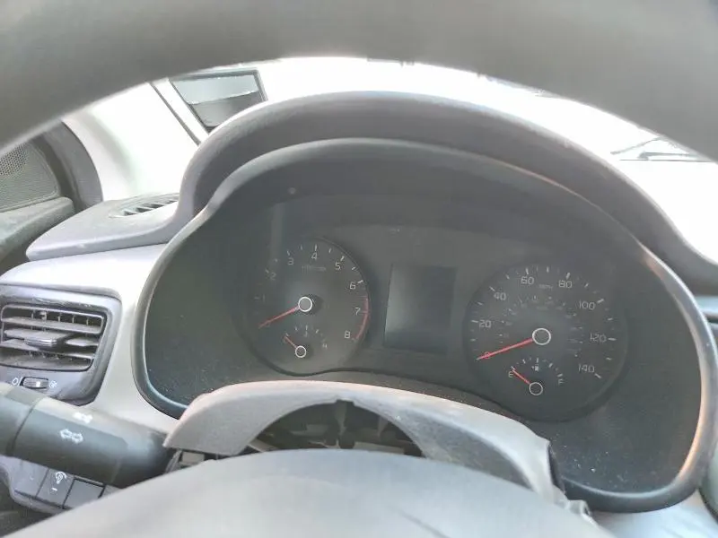 2022 KIA RIO LX  