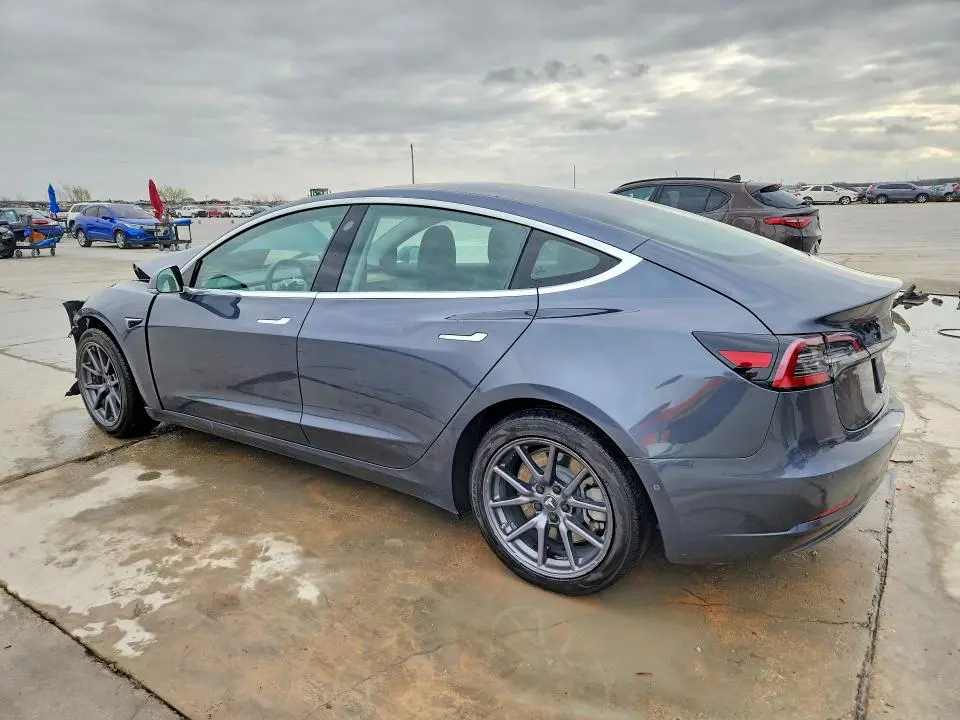2019 TESLA MODEL 3   