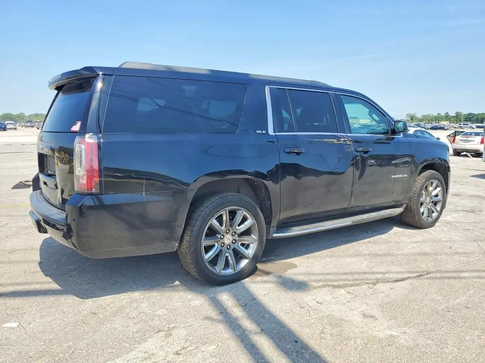2015 GMC YUKON XL K1500 SLE  