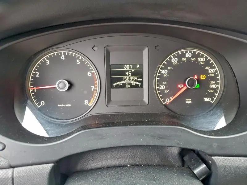 2011 VOLKSWAGEN JETTA SE  