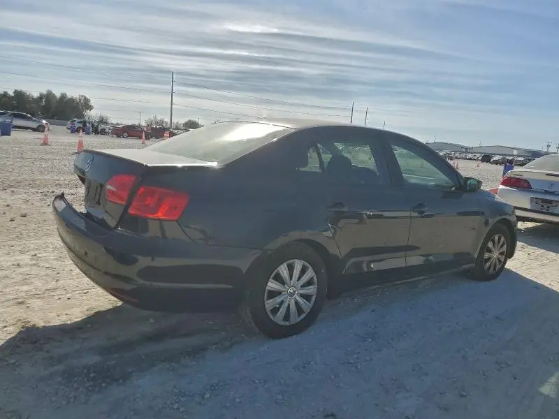 2013 VOLKSWAGEN JETTA BASE  