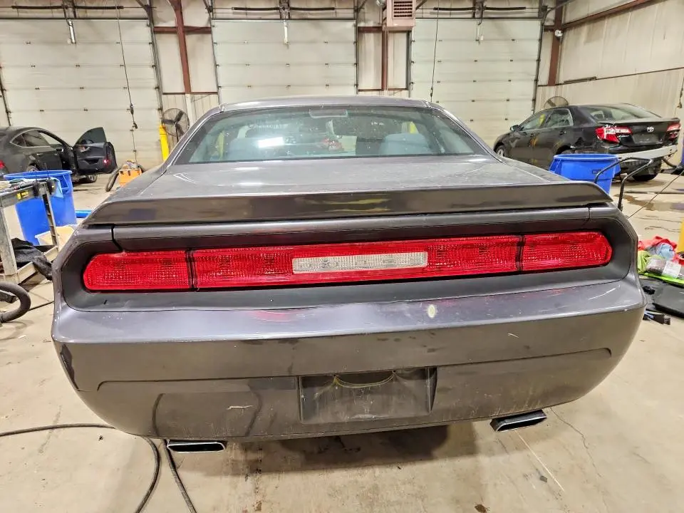 2013 DODGE CHALLENGER SXT  