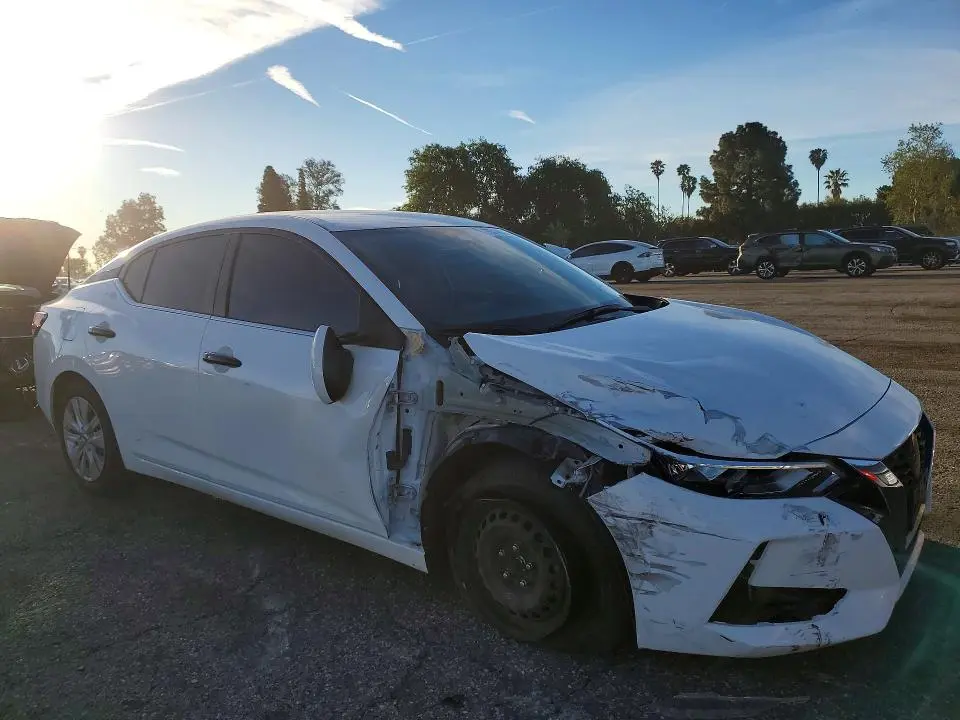 2022 NISSAN SENTRA S  